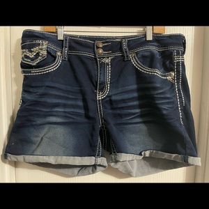 Hydraulic Bailey shorts